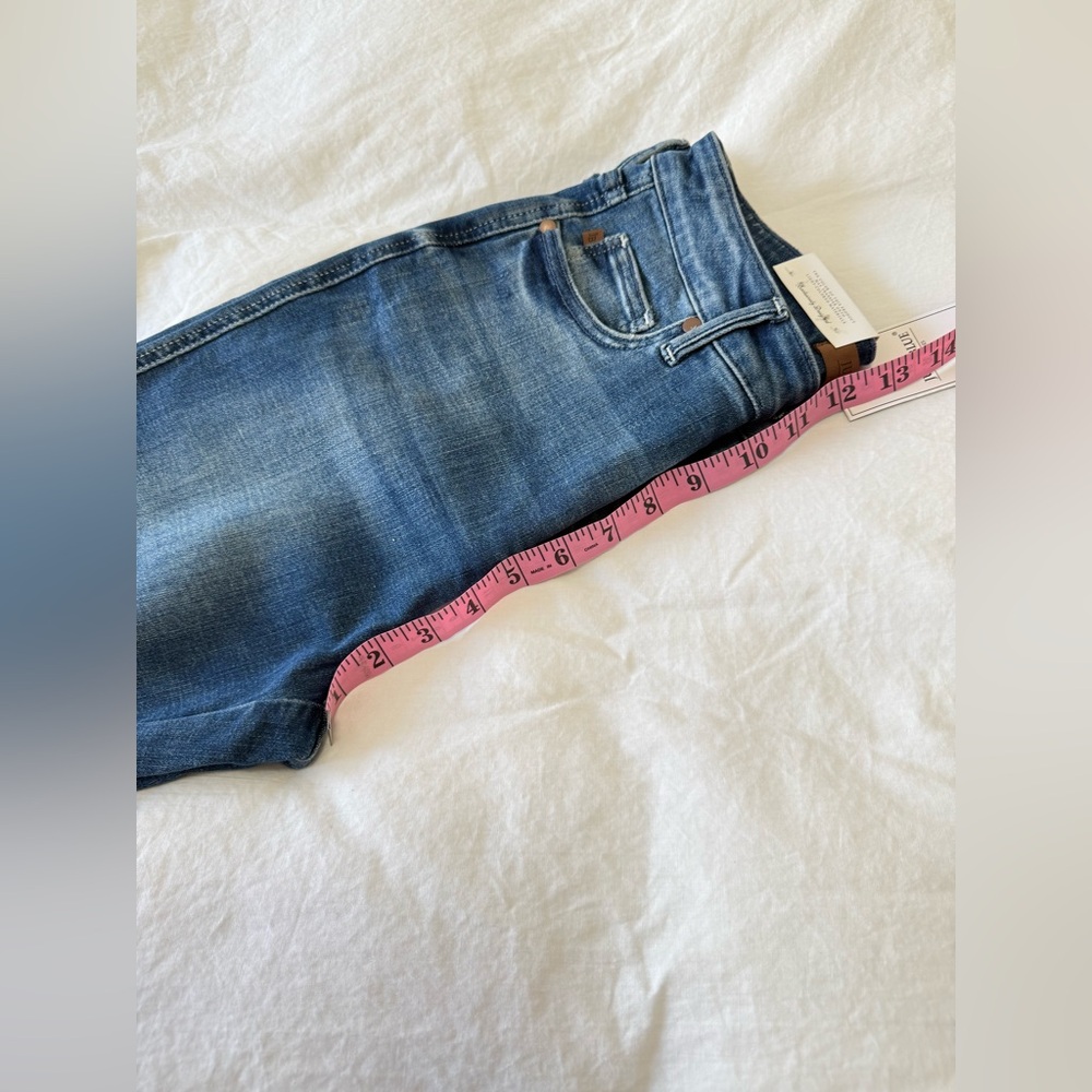 Judy Blue | SZ 9/ 29 | High Waist Tummy Control Capri Jeans High Rise Cuffed NWT - Picture 7 of 9